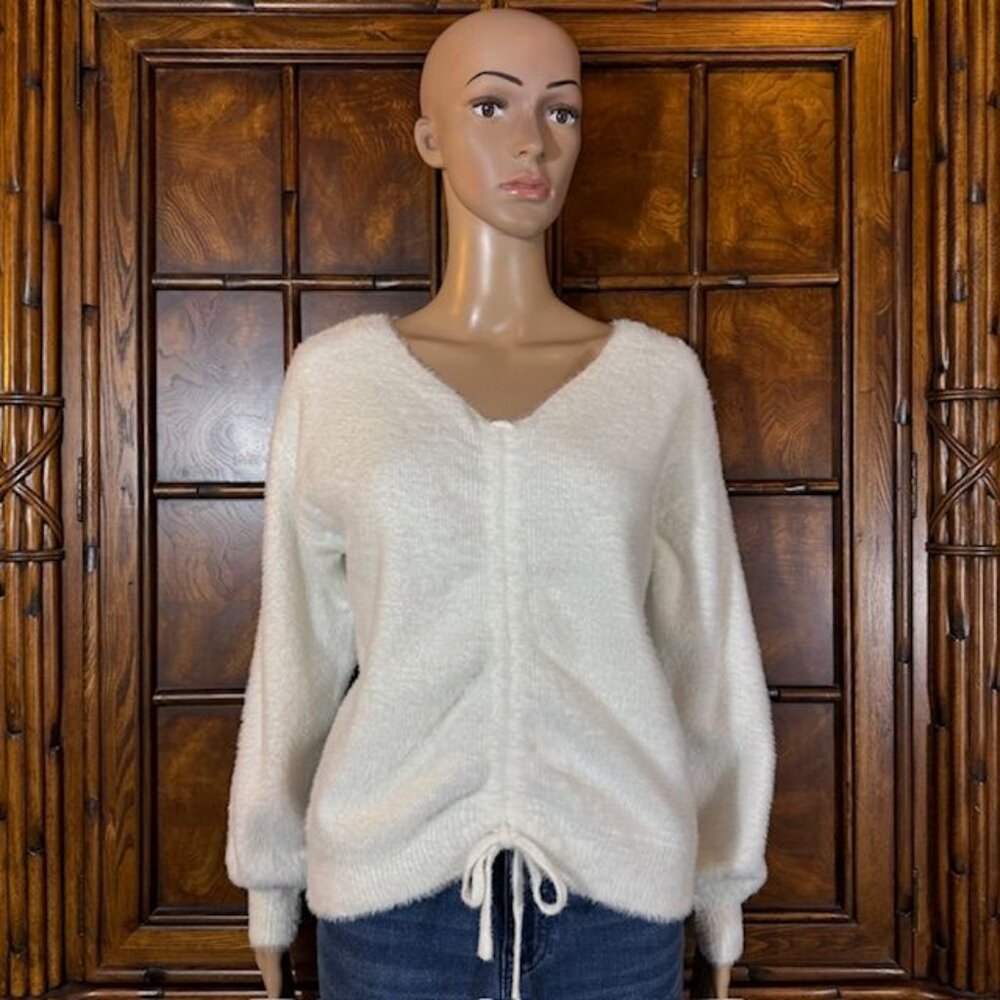 Ivory Faux Fur Adjustable Front Vneck Sweater